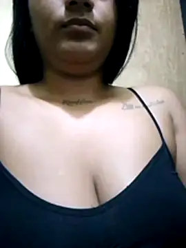 Zoe Renata online show from 05.03.26