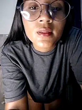 Zoe Renata online show from 06.21.26