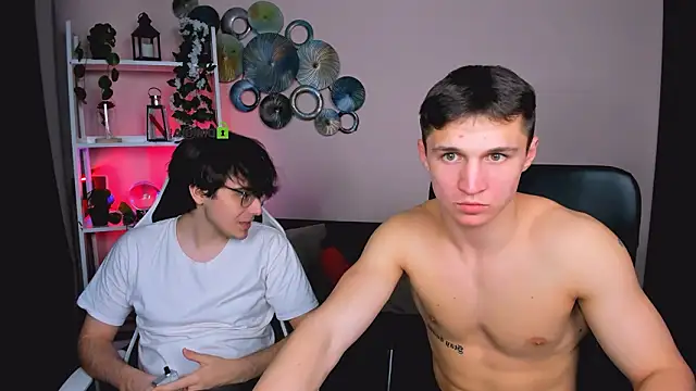 Snapshot of emmanuel_shine chatting on 03.13.26 emmanuel shine online show from 03.13.26