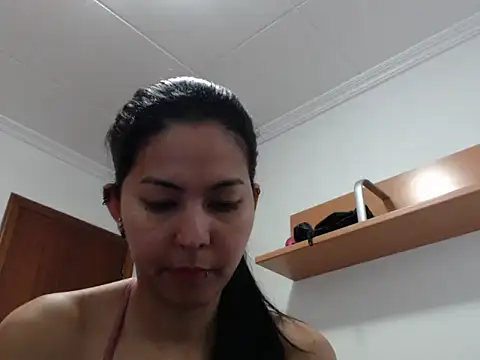 Snapshot of ZeforAitanna chatting on 03.05.26 ZeforAitanna online show from 03.05.26