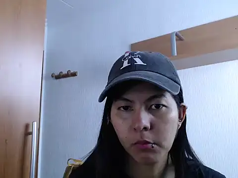 Snapshot of ZeforAitanna chatting on 03.23.26 ZeforAitanna online show from 03.23.26