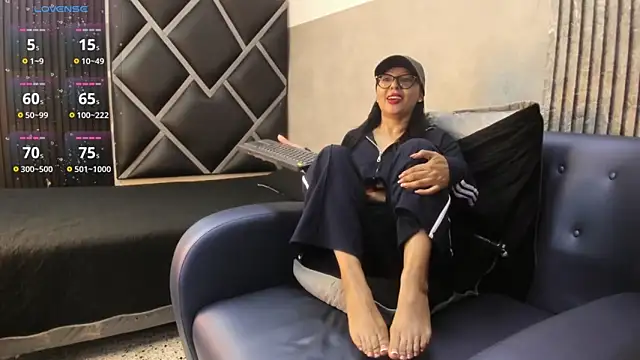 Isabella-001 online show from 03.11.26