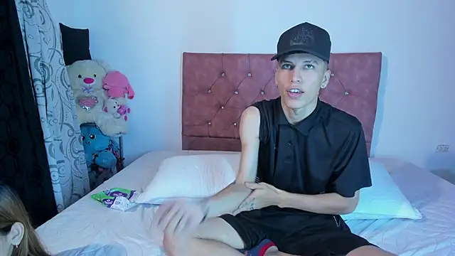 Snapshot of sarita_alexis chatting on 02.19.26 sarita alexis online show from 02.19.26