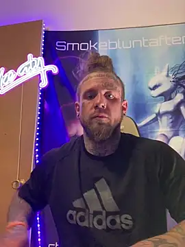 Smokebluntafterblunt online show from 04.04.26