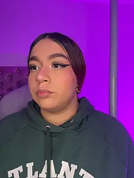 Snapshot of Wen_01 chatting on 06.24.26 Wen 01 online show from 06.24.26