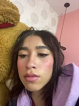 alahia pink online show from 02.14.26