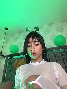 alahia pink online show from 03.18.26