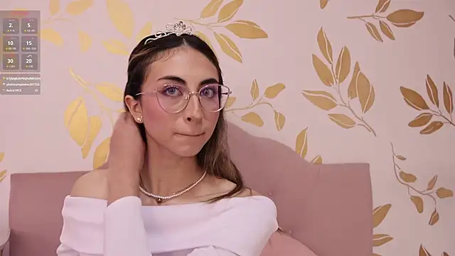 EmmaClark   online show from 03.04.26