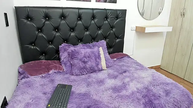 Kitty f00x online show from 07.31.26