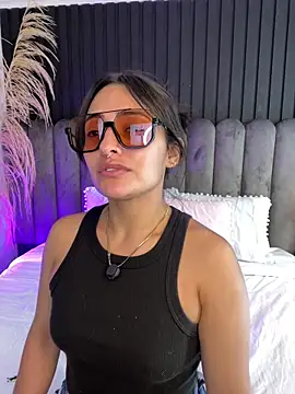 Nanda vixen  online show from 06.03.26