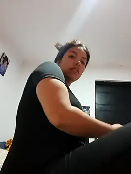 Ariana Castillo   online show from 02.14.26