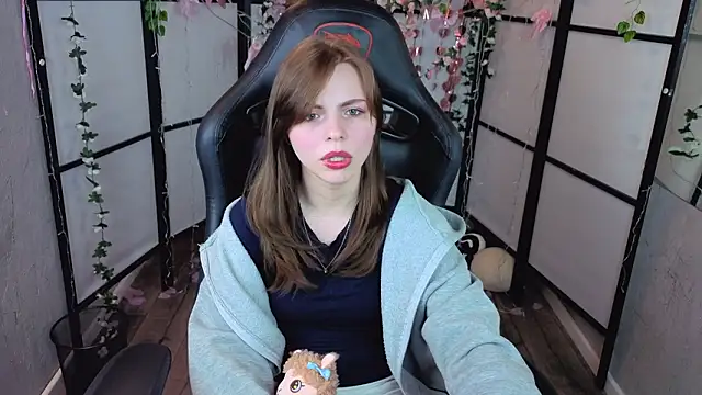 LesleySky online show from 03.05.26