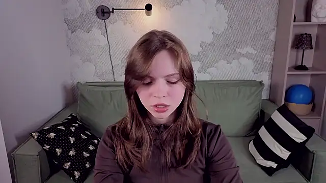 LesleySky online show from 03.07.26