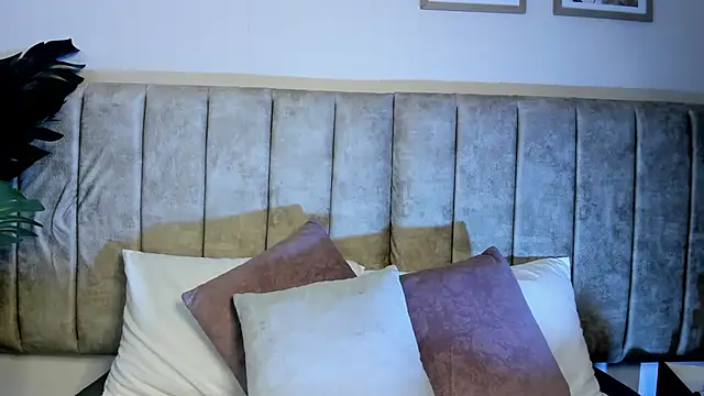 Roxy Sin online show from 03.13.26