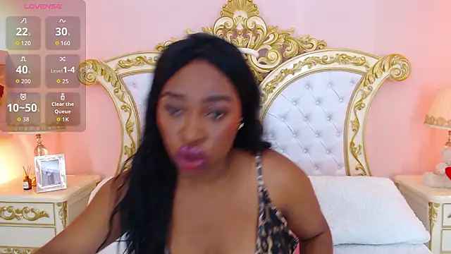 NatashaSilvers online show from 03.17.26