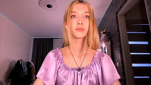 TaliCaan online show from 02.14.26