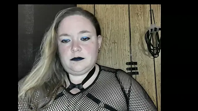 ladylynn13 online show from 02.28.26