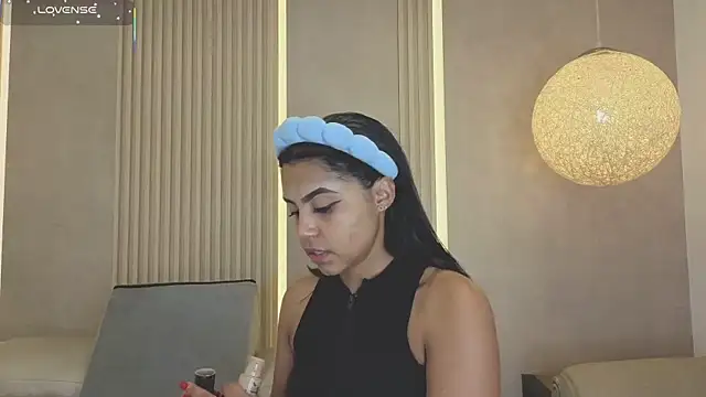 eva lain online show from 04.21.26