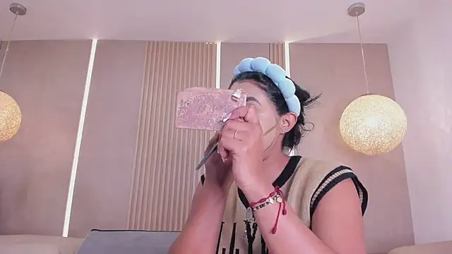 eva lain online show from 07.22.26