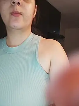 its lauu  online show from 03.18.26