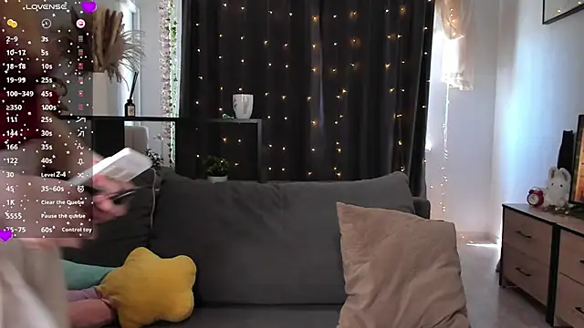 AmyLouWood online show from 04.26.26