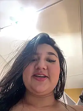 luna bradley  online show from 06.08.26