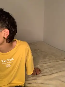 Damn  Love online show from 02.25.26