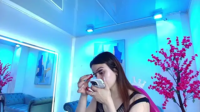 Chloe dolly online show from 05.07.26
