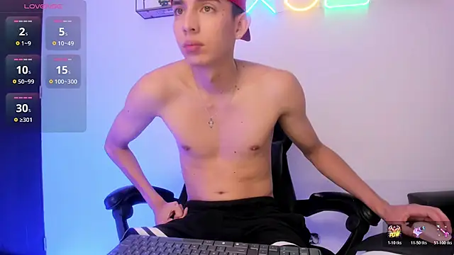 light eyes  online show from 02.18.26