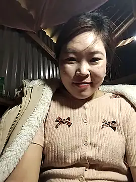 Yiyoongg online show from 03.08.26