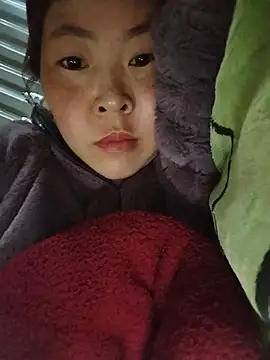Yiyoongg online show from 05.26.26