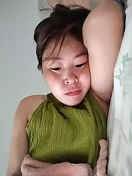 Yiyoongg online show from 07.12.26