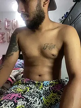 Liah Luccas online show from 05.17.26