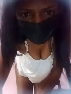 Malee S online show from 04.22.26
