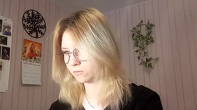 RunawayBr1de online show from 02.19.26