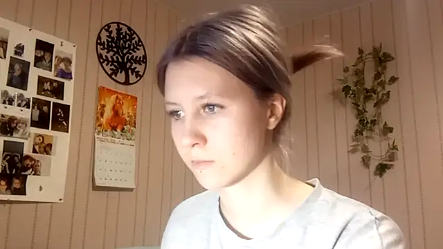 RunawayBr1de online show from 02.28.26