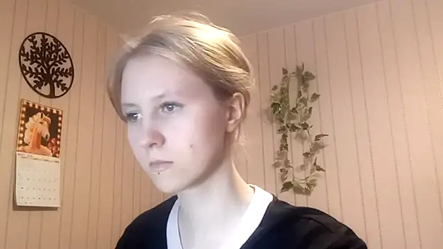 RunawayBr1de online show from 03.10.26