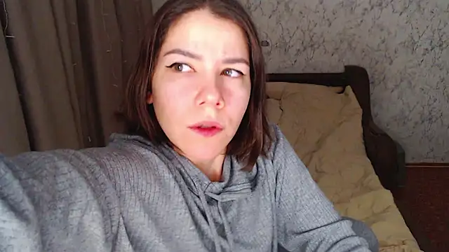 AdelMauds online show from 02.17.26