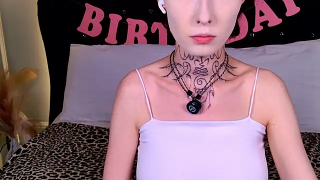 roxy morrison x online show from 07.09.26