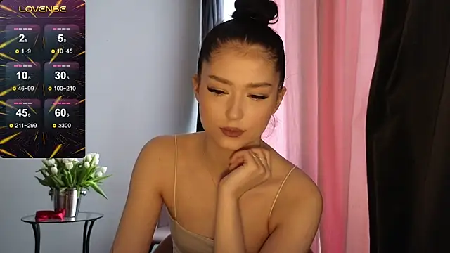 Snapshot of Whitney11_1131 chatting on 03.09.26 Whitney11 1131 online show from 03.09.26