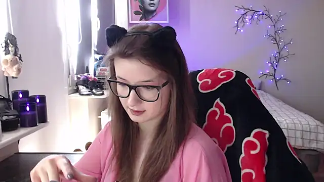LunaXcherry online show from 05.01.26