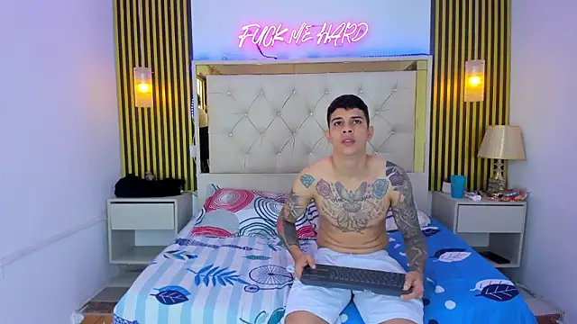 Snapshot of Adventurous_Boys chatting on 03.15.26 Adventurous Boys online show from 03.15.26