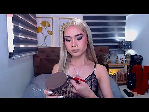 JuicyCockThea online show from 04.10.26