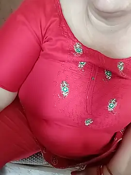 Snapshot of Simran_008 chatting on 05.27.26 Simran 008 online show from 05.27.26