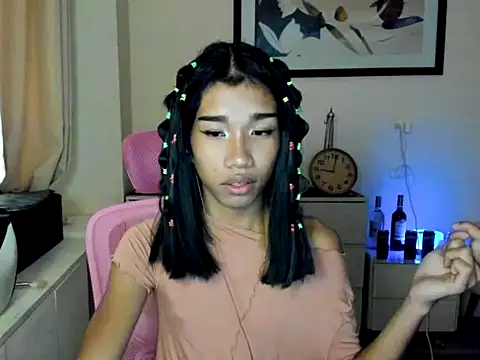 Queenoflustx online show from 08.02.26