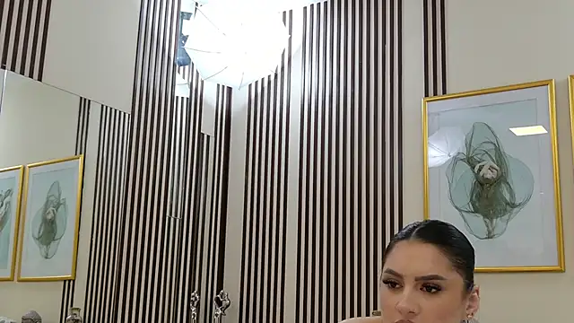 NicolePalm online show from 02.25.26