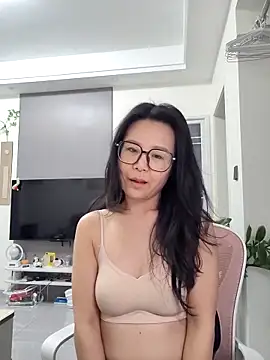 yunchui0101 online show from 03.18.26