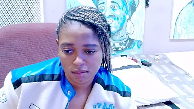 TyraHotxxx online show from 04.25.26