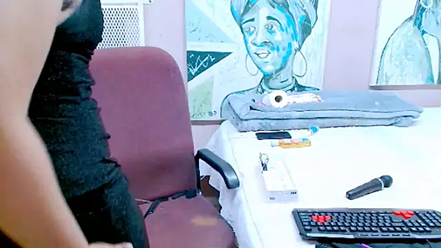 TyraHotxxx online show from 05.19.26