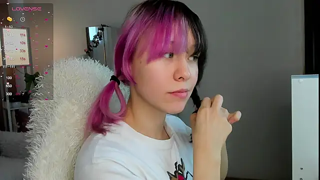 EmilyTrase online show from 07.13.26